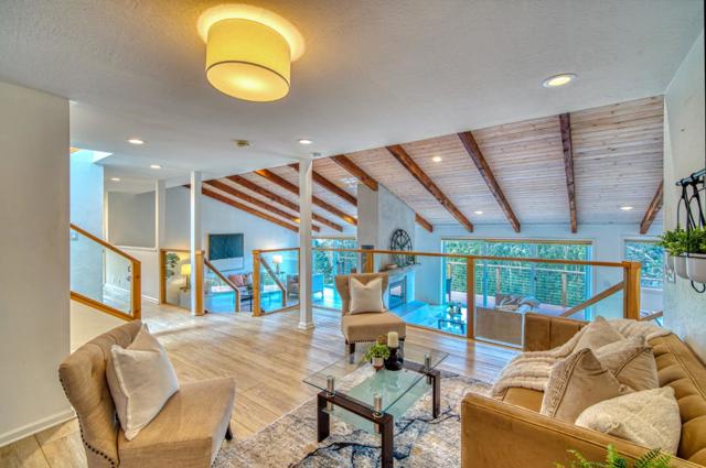 770 Alta Vista Road, Montara CA: https://media.crmls.org/mediaz/9951940e-0957-41eb-a08c-cf5b861c35f5.jpg