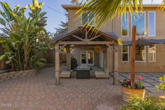 1035 Moreno Drive, Ojai CA: https://media.crmls.org/mediaz/9951ad2a-416b-47b2-84ad-4e94e5fabdf6.jpg