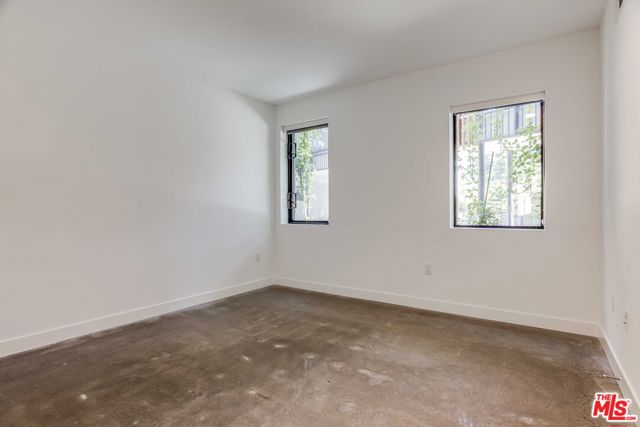1250 N Fairfax Avenue, West Hollywood CA: https://media.crmls.org/mediaz/99531616-37af-4845-99be-5e4e1ea19688.jpg