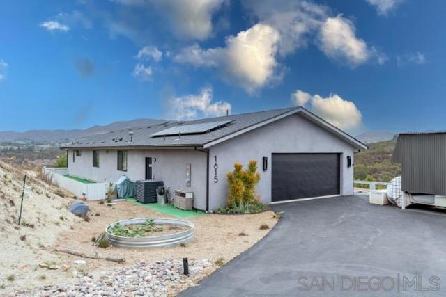 1615 Vista Del Lago, Fallbrook CA: https://media.crmls.org/mediaz/995377f1-d81d-412d-95da-dcf6afaa32de.jpg