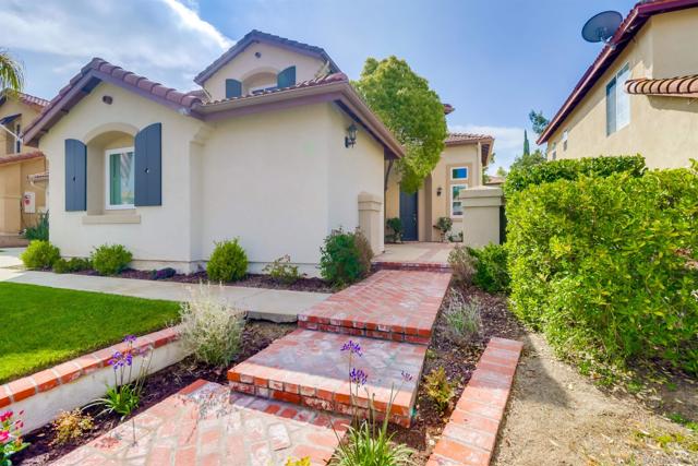 32411 Cassino Court, Temecula CA: https://media.crmls.org/mediaz/9954822b-5019-4f49-bb0e-77ab7c6108a0.jpg