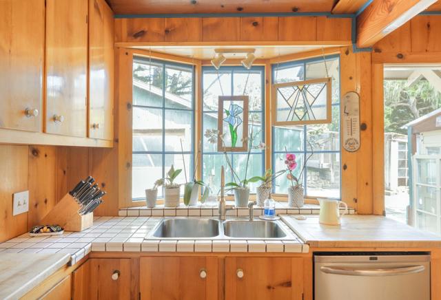 469 Evergreen Road, Pacific Grove CA: https://media.crmls.org/mediaz/9954c262-054a-4bd3-8515-38c1bd139ad8.jpg