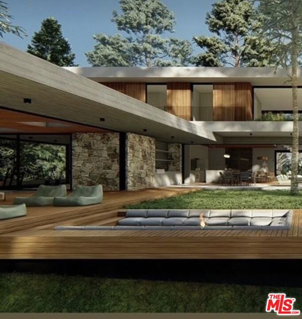 18441 Kingsport Drive, Malibu CA: https://media.crmls.org/mediaz/995536de-91fe-4f23-9c5b-550fcf091b2b.jpg