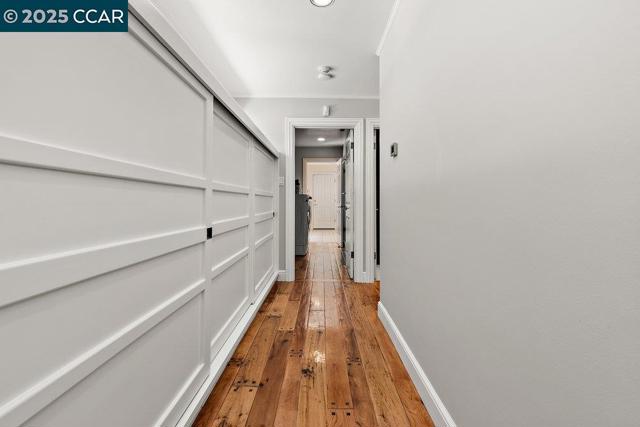 3949 Canyon Rd, Lafayette CA: https://media.crmls.org/mediaz/995605a8-157d-47df-8a84-a794b2dc07e4.jpg