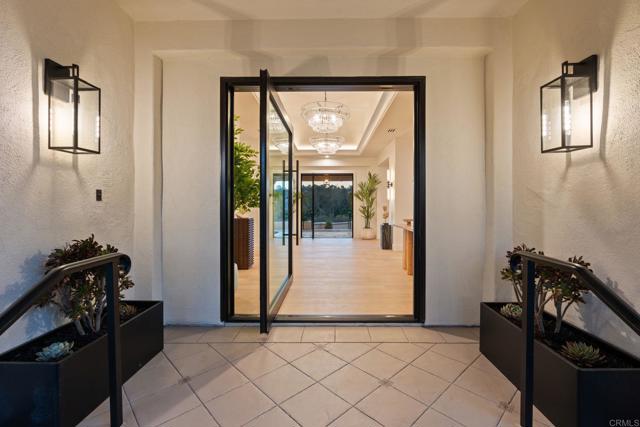 Detail Gallery Image 5 of 58 For 528 Flores De Oro, Rancho Santa Fe,  CA 92067 - 5 Beds | 4 Baths