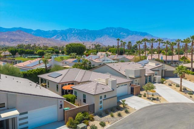 36285 Corta Aguila, Cathedral City CA: https://media.crmls.org/mediaz/99574f65-9586-47a0-88ed-78f70bcdb68b.jpg