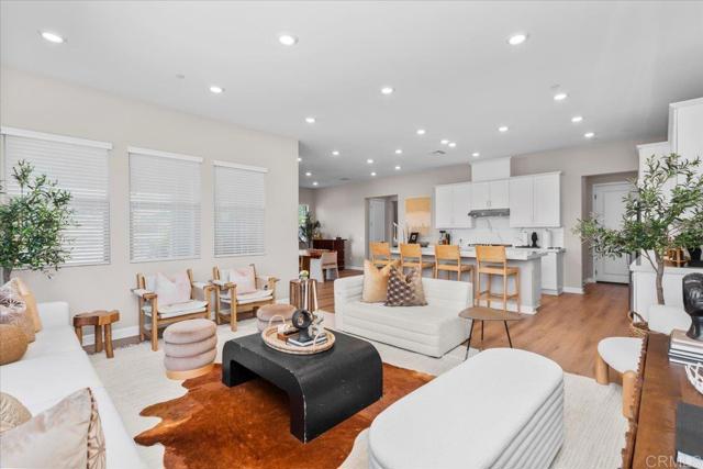 660 Westbrook Loop, San Marcos CA: https://media.crmls.org/mediaz/99576e46-a02f-421a-8d55-38ca78dea2be.jpg