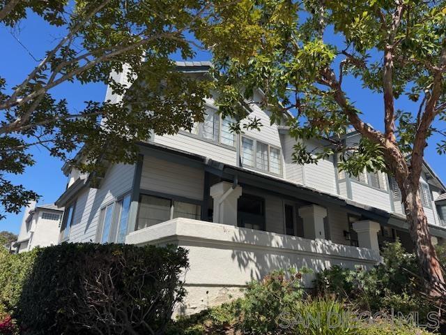 8109 Via Kino, San Diego CA: https://media.crmls.org/mediaz/9957997b-8780-4554-b939-adbe9c9a150a.jpg