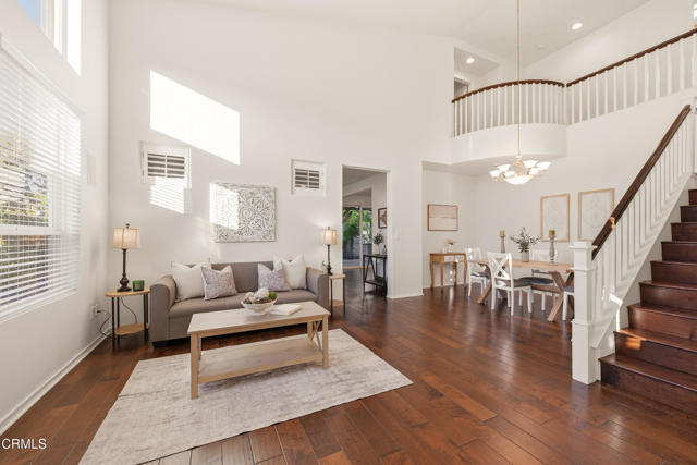 Detail Gallery Image 4 of 58 For 4609 Calle Descanso, Camarillo,  CA 93012 - 4 Beds | 2/1 Baths