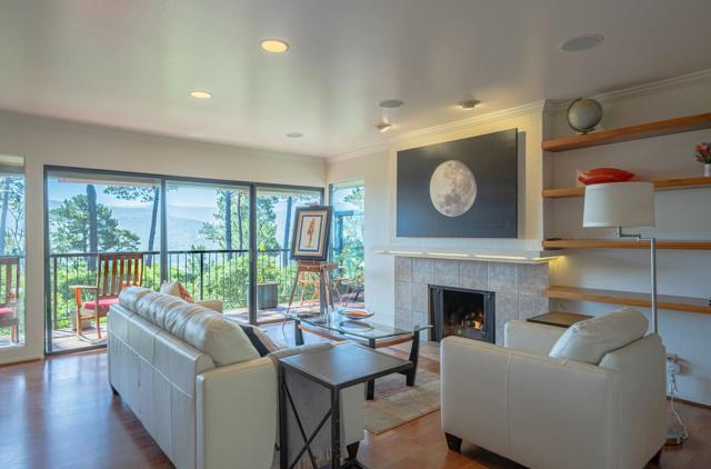 154 Del Mesa Carmel, Carmel CA: https://media.crmls.org/mediaz/99586181-1a3d-4230-a281-c7cdb9e72094.jpg