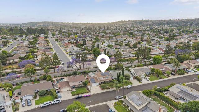 1099 N Agusta Avenue, Camarillo CA: https://media.crmls.org/mediaz/99588cfc-4395-43ab-98db-b05b510352e3.jpg