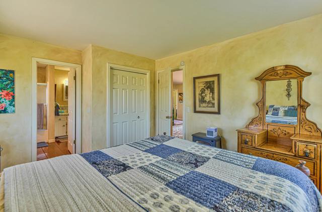 29225 Chualar Canyon Road, Chualar CA: https://media.crmls.org/mediaz/99588ee5-afb3-4ee3-9129-78193210679c.jpg