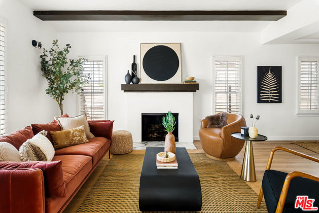 3627 W 64th Street, Los Angeles CA: https://media.crmls.org/mediaz/99589253-05c7-4058-a800-175370392bfa.jpg