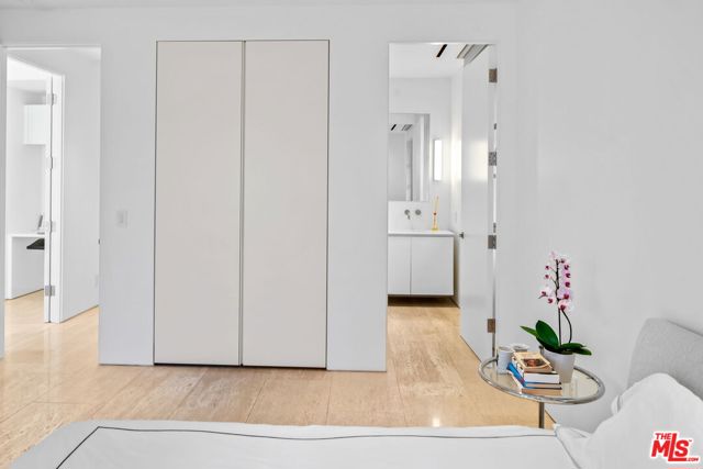 623 Alma Real Drive, Pacific Palisades CA: https://media.crmls.org/mediaz/9959453f-fc37-4c3f-b862-0a7ebc9de459.jpg
