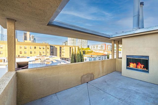 908 G St, San Diego, California 92101, 1 Bedroom Bedrooms, ,1 BathroomBathrooms,Condominium,For Sale,G St,250001120SD