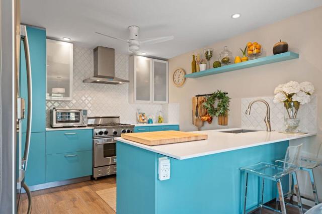 12 Galicia Court, Palm Desert CA: https://media.crmls.org/mediaz/995a1438-2a21-40ff-ae14-51b3edd80cea.jpg