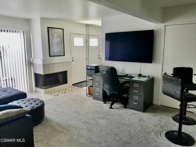 2506 Chandler Avenue, Simi Valley CA: https://media.crmls.org/mediaz/995a3c28-7367-4975-b545-cd82975be6d9.jpg