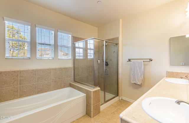 Detail Gallery Image 21 of 31 For 8228 Silver Cir, Ventura,  CA 93004 - 3 Beds | 2/1 Baths