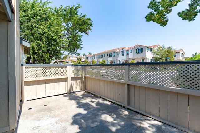 254 Cerco Rosado, San Marcos CA: https://media.crmls.org/mediaz/995b31f2-aec0-4e7e-9465-11ab16a865d3.jpg