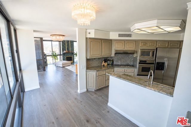 222 Monterey Road, 1306 photo 13