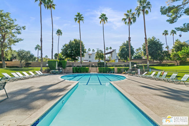 2180 S Palm Canyon Drive, Palm Springs CA: https://media.crmls.org/mediaz/995c015f-b5ad-4e54-8a5b-d710c4f2157b.jpg