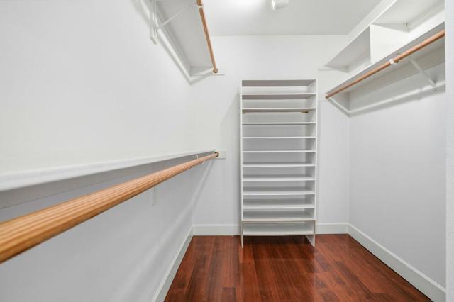 1621 Stone Pine Lane, Menlo Park CA: https://media.crmls.org/mediaz/995c1a18-17fc-4095-a8c9-1050a81483cd.jpg