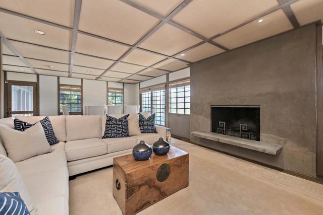 25 Toro Court, Portola Valley CA: https://media.crmls.org/mediaz/995df271-95b5-4b12-ad5e-b7bcc698328e.jpg