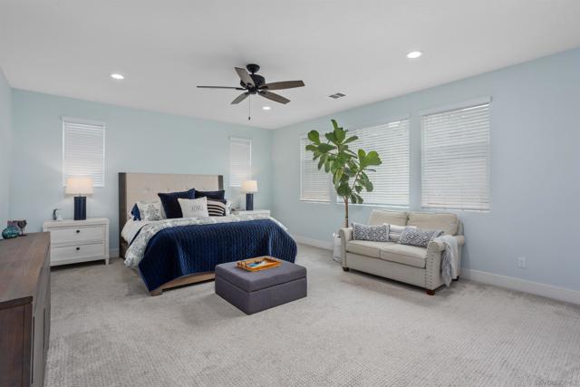 303 Ventasso Way, Fallbrook CA: https://media.crmls.org/mediaz/995e3b84-19c4-4e8c-aa69-6349f9642815.jpg