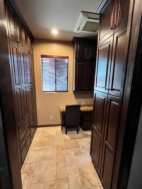 80501 Avenue 48, Indio CA: https://media.crmls.org/mediaz/995e94dd-f13b-4e6c-a91a-c422e261c805.jpg