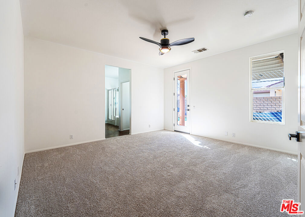 MLS #25615985 image #17