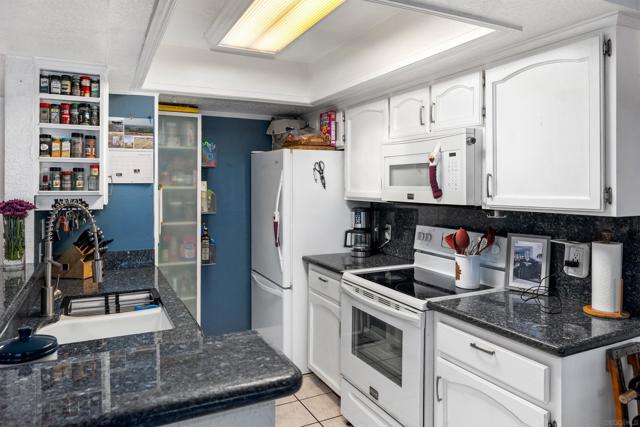 4184 33rd St, San Diego CA: https://media.crmls.org/mediaz/995fe899-606d-4aa7-8440-011068d13923.jpg