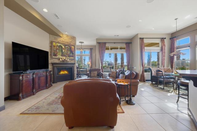 51518 Via Sorrento, La Quinta CA: https://media.crmls.org/mediaz/99607d51-49a9-4ec8-92f2-0a0438831fc5.jpg