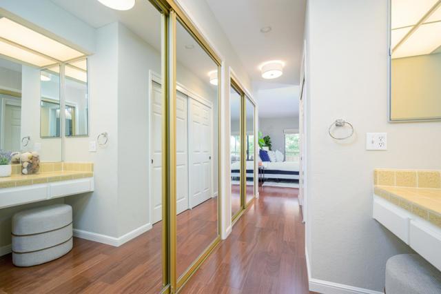 1280 Sharon Park Drive, Menlo Park CA: https://media.crmls.org/mediaz/99608128-f3fb-4425-afc6-73ce51f3e681.jpg
