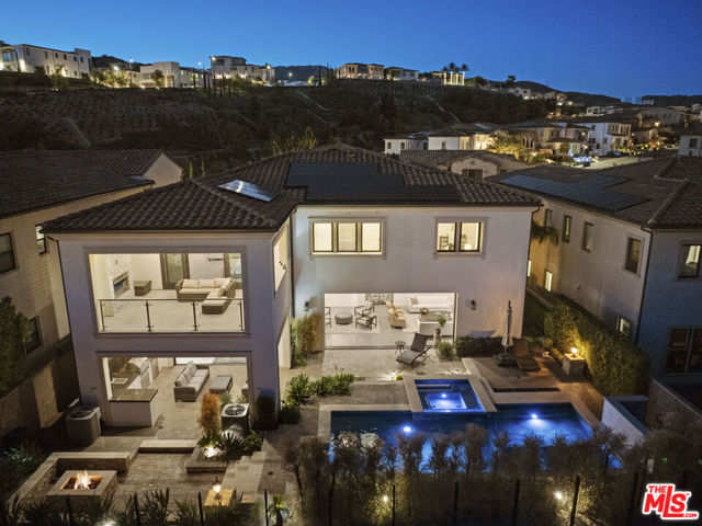 20162 W Cromwell Way, Porter Ranch CA: https://media.crmls.org/mediaz/99615771-53ab-4e5c-8e5f-7a8794a84353.jpg