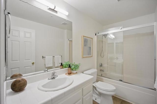 7 Moonlight Court, South San Francisco CA: https://media.crmls.org/mediaz/9961731f-3f7f-442b-a587-6135f6b2fbf3.jpg