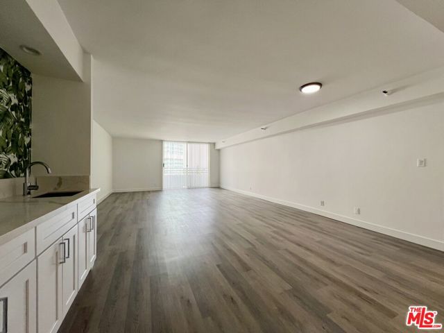 Image 3 for 10390 Wilshire Blvd #907, Los Angeles, CA 90024