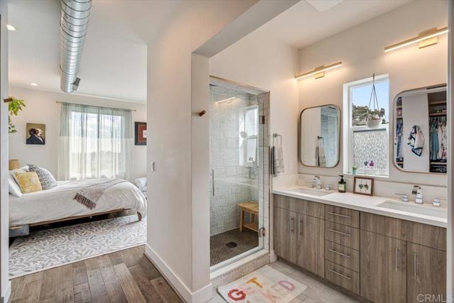 Detail Gallery Image 13 of 19 For 3060 G St, San Diego,  CA 92102 - 2 Beds | 2/1 Baths