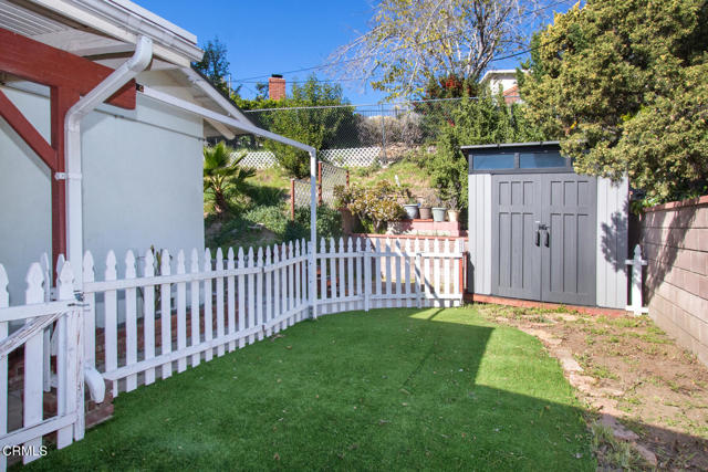 Detail Gallery Image 31 of 33 For 10834 Sevenhills Dr, Los Angeles,  CA 91042 - 3 Beds | 2 Baths