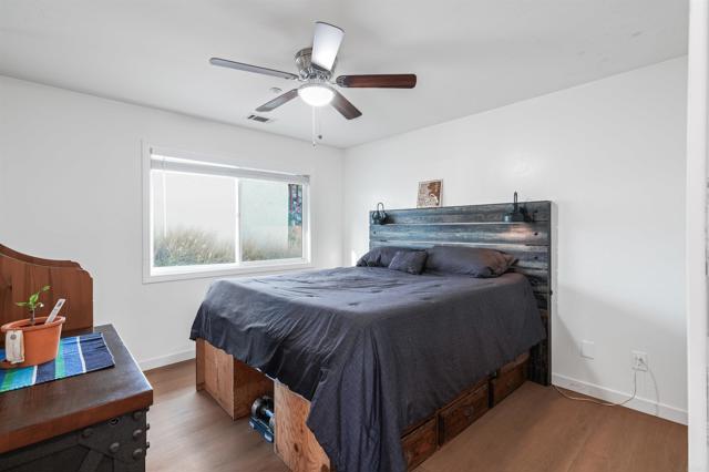Detail Gallery Image 17 of 51 For 1421 Maria Ave, Spring Valley,  CA 91977 - 5 Beds | 4 Baths