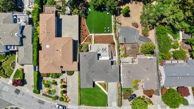 510 Yale Drive, San Mateo CA: https://media.crmls.org/mediaz/99636b21-a59c-408e-bab5-e08e3216f276.jpg