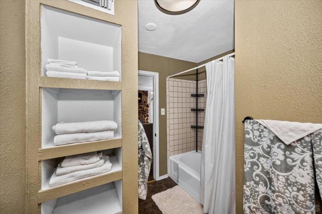 710 Arosa, Crestline, CA 92325