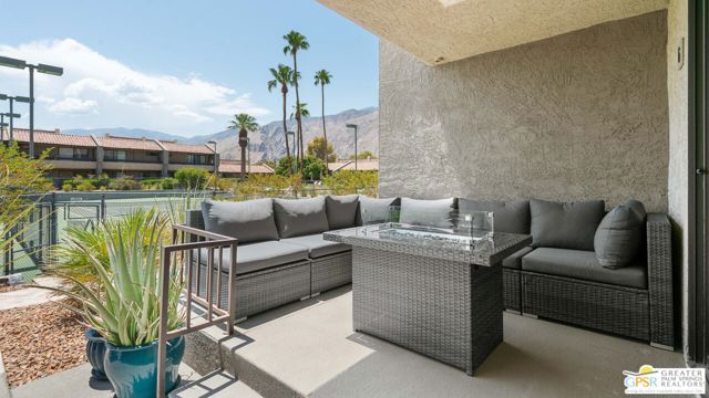 355 N Avenida Caballeros #6, Palm Springs, CA 92262