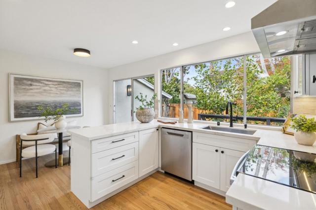 1133 Clydebank Court, Sunnyvale CA: https://media.crmls.org/mediaz/99651de9-aef9-4b73-8ce5-bee310f25096.jpg