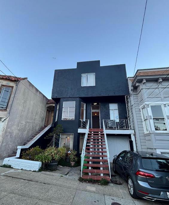 356358 Day Street, San Francisco CA: https://media.crmls.org/mediaz/9965607e-bbef-474e-9ad8-3bc89aaf7bbb.jpg