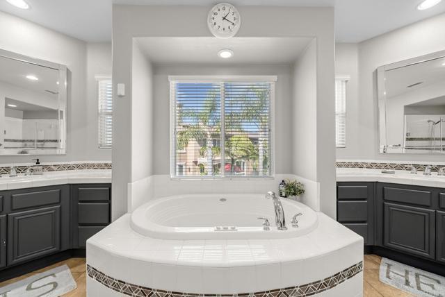 Detail Gallery Image 22 of 40 For 2871 Blue Ridge Ct, Chula Vista,  CA 91914 - 5 Beds | 3/1 Baths