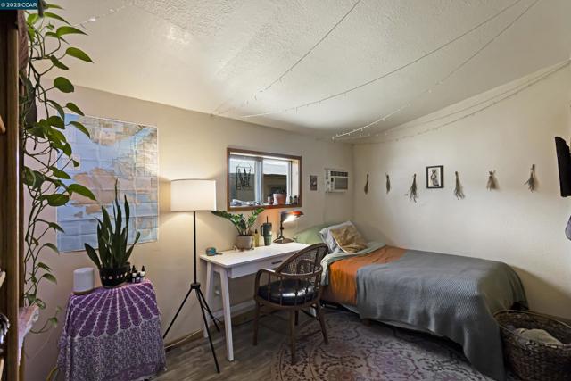2266 E Main Street, Quincy CA: https://media.crmls.org/mediaz/9965ea71-1a31-46a4-be00-981ef0b6ba13.jpg