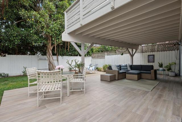 202 Calle De Sereno, Encinitas CA: https://media.crmls.org/mediaz/99660173-b7b1-4f0a-8529-885ef16c3e4a.jpg