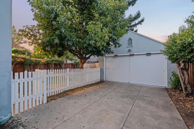1221 Middlefield Road, Palo Alto CA: https://media.crmls.org/mediaz/99666389-e746-41d4-b181-cd0037b1bdfb.jpg
