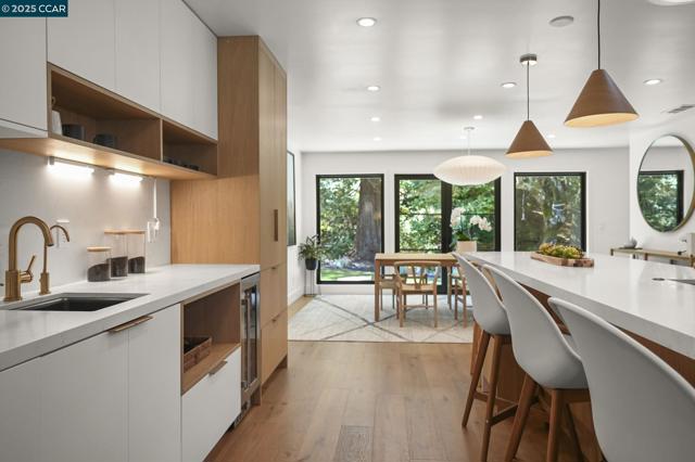 148 Draeger Drive, Moraga CA: https://media.crmls.org/mediaz/99697873-e351-4ee4-9b2b-fc94e7438758.jpg