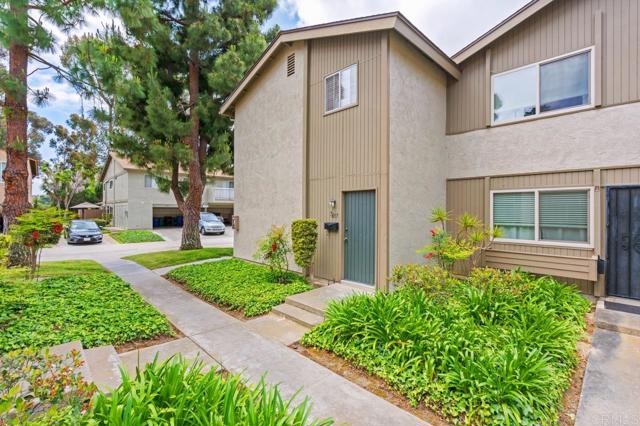 7837 Camino Tranquilo, San Diego CA: https://media.crmls.org/mediaz/9969f79b-68d9-444f-8d7b-28fcf507f4ed.jpg